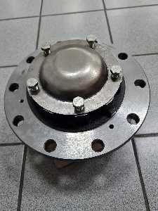 Ступица полуприцепа лесовоза ,трубовоза 43114 (крышка+прокладка)
