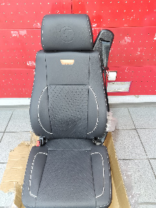 яяСиденье водительское пневматическое (Grammer) с 3-х точ. рем. безопас.поясничная под. ПРЕМИУМ