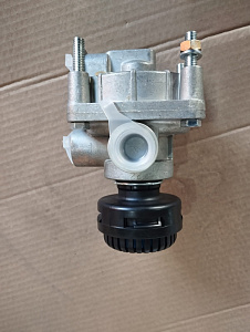 Клапан ускорительный с глушителем (БЕЛОМО г. Минск)