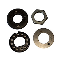 яяМАЗ Р/к передней ступицы (2шайбы+2гайки)      3103079/80/81/76-200